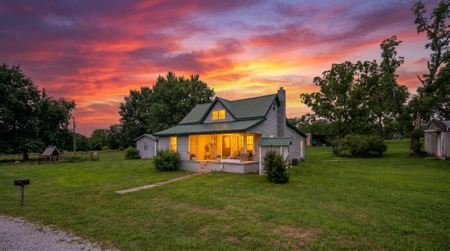Hobby Farm in the Ozarks | Ava, Missouri - image 3