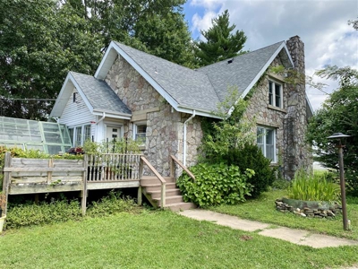 Horse Property in Town with Commercial Opportunity - image 1