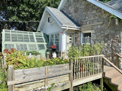 Horse Property in Town with Commercial Opportunity - image 10