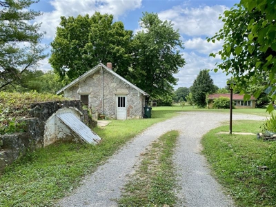 Horse Property in Town with Commercial Opportunity - image 6