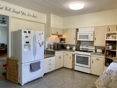 Horse Property in Town with Commercial Opportunity - image 13