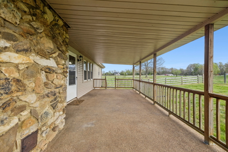 Remodeled Country Home with Full Basement for Sale in Middle, TN - image 27