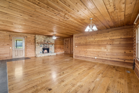 Remodeled Country Home with Full Basement for Sale in Middle, TN - image 4