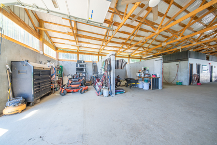 Country Home & Premier Equine Facility | Easton, Missouri - image 40
