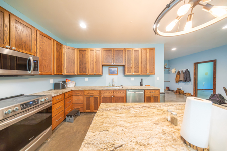 Country Home & Premier Equine Facility | Easton, Missouri - image 24