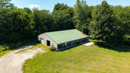Country Home & Premier Equine Facility | Easton, Missouri - image 13