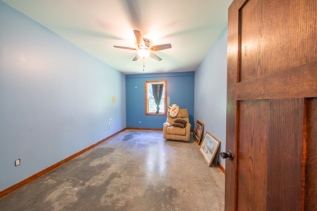 Country Home & Premier Equine Facility | Easton, Missouri - image 15