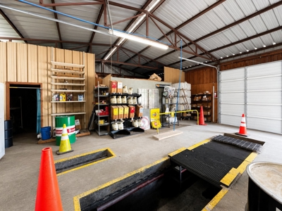 Commercial Shop with Highway Frontage and 3.8 Acres - image 13