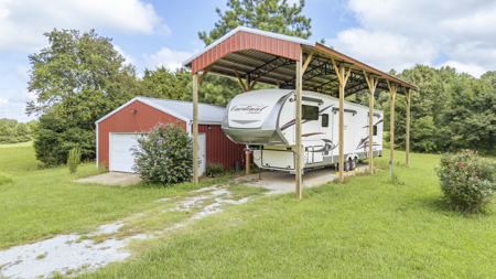 Premier TN Estate w/ Log Home, Stocked Lake, Barn, & Guest House - image 41