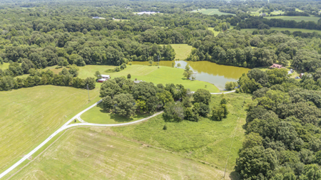 Premier TN Estate w/ Log Home, Stocked Lake, Barn, & Guest House - image 49