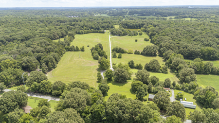 Premier TN Estate w/ Log Home, Stocked Lake, Barn, & Guest House - image 50