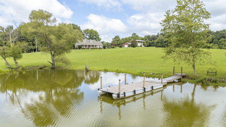 Premier TN Estate w/ Log Home, Stocked Lake, Barn, & Guest House - image 39