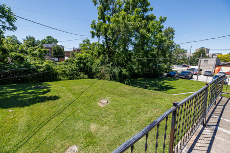 Indiana University Campus-Area Investment | 326 S Eagleson - image 6