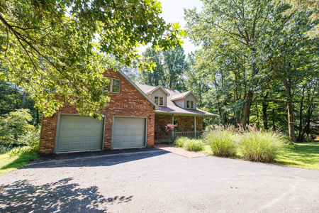 Expansive Bloomington Home on 5.93 Acres | 2557 S Smith Road - image 4