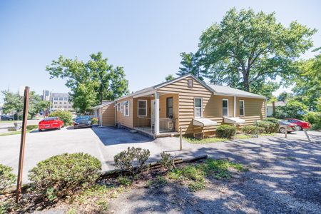 IU Campus-Area Investment Property | 409 S Swain Avenue - image 4
