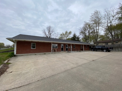 Maysville Mo Office Building For Sale - image 1