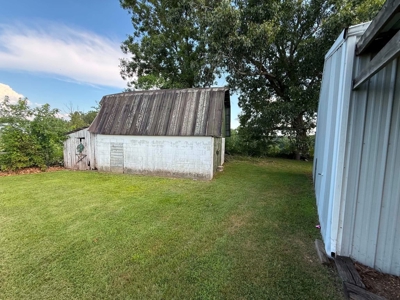 Online Only Absolute Auction 2 Homes & Personal Property - image 10