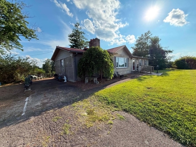 Online Only Absolute Auction 2 Homes & Personal Property - image 3