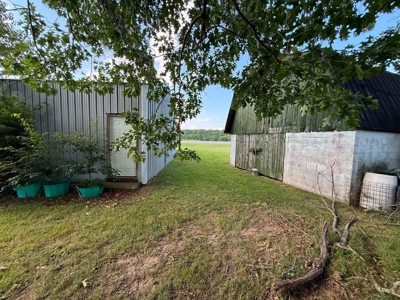 Online Only Absolute Auction 2 Homes & Personal Property - image 12