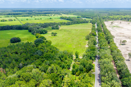Luxury home on 32 Acres with a pool in Newberry, FL - image 17
