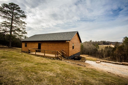 Country Home on 11.64 Ac Bordering Buffalo Natl River For Sale - image 50