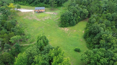 Country Home on 11.64 Ac Bordering Buffalo Natl River For Sale - image 31