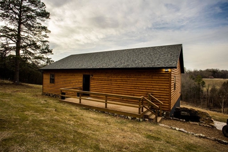 Country Home on 11.64 Ac Bordering Buffalo Natl River For Sale - image 49