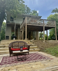 Waterfront Cabin For Sale in Northern Arkansas on Spring River - image 13