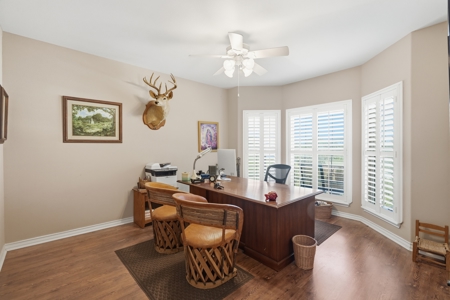 Turnkey South Texas Cattle & Hunting Ranch with Executive Home - image 11