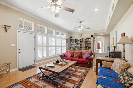 Turnkey South Texas Cattle & Hunting Ranch with Executive Home - image 5