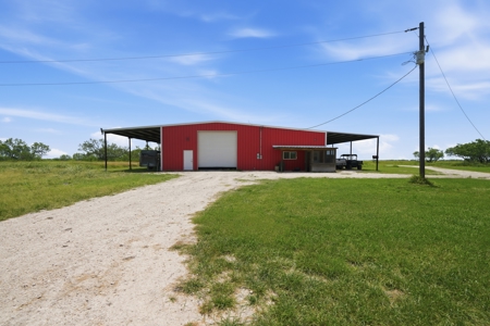 Turnkey South Texas Cattle & Hunting Ranch with Executive Home - image 20