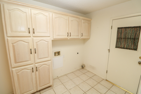 Gorgeous NEW LISTING 3-2-2 Desirable location in LIttlefield! - image 16
