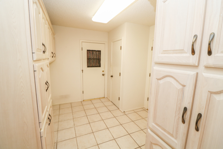 Gorgeous NEW LISTING 3-2-2 Desirable location in LIttlefield! - image 15