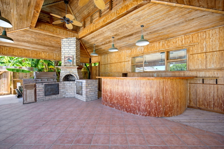 Calallen ISD Acreage Home with Pool & Guest Quarters - image 24