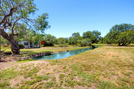 Calallen ISD Acreage Home with Pool & Guest Quarters - image 26