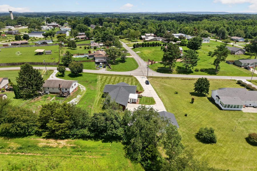 No Caption