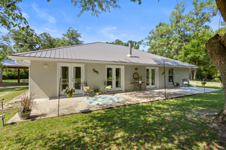 Beautiful Home On 15.5 Private Acres in North Florida - image 4