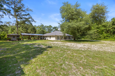 Beautiful Home On 15.5 Private Acres in North Florida - image 3