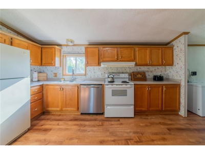 4Bd/2Ba Home w/ Outbuildings For Sale in Hinckley, MN - image 7