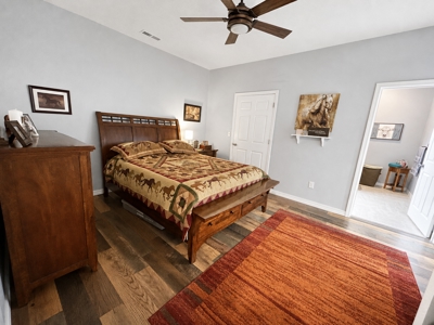 Large country home with land for sale - image 13