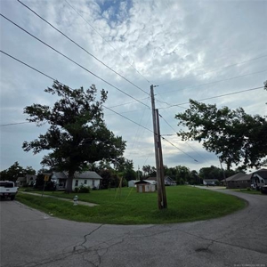 Claremore, Oklahoma Investment Home in Town For Sale - image 2