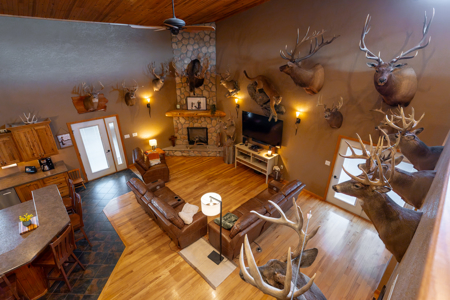 42+/- Acres with 4 Bedroom Home in Decorah IA - image 50