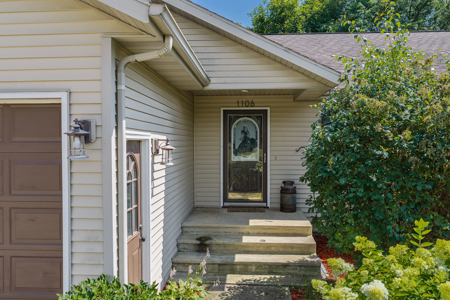 4 Bedrooms | 3 Bathrooms beautifully maintained ranch - image 2