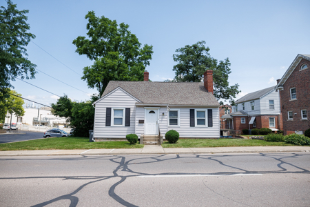 IU Campus-Area Investment Property | 1321 E Atwater Avenue - image 1