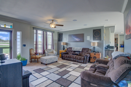 Custom Home on 3 Acres with RV Hookup - image 14