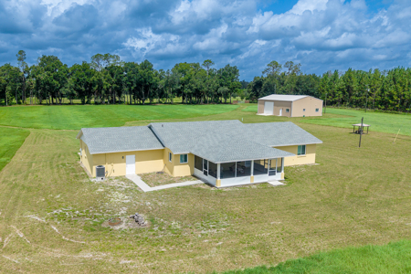 Country Home on Private 20 Acres in Chiefland, FL - image 11