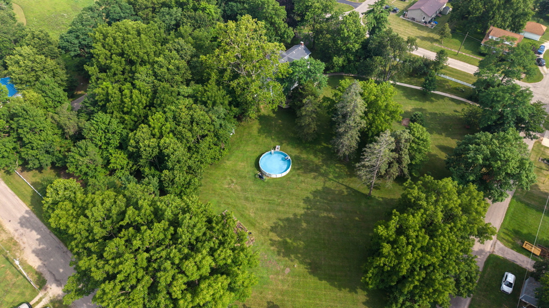 No Caption