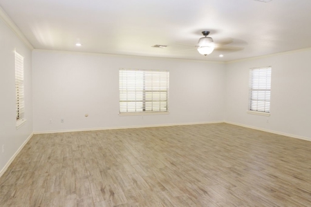 2.28-Acre South TX Home with Pool & 2,000 Sq. Ft. Shop For Sale - image 18