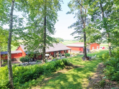 Amazing Country Home - Garage, Workshop, Apartment, on 2.29 Acres - image 26