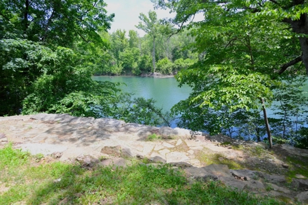 White River Luxury Lodge Estate | Acreage With World Class Views - image 16